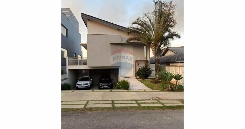 Casa para alugar em Aruã de 280.00m² com 3 Quartos e 3 Suites
