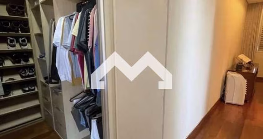 Cobertura para venda em Savassi de 410.00m² com 4 Quartos, 1 Suite e 3 Garagens