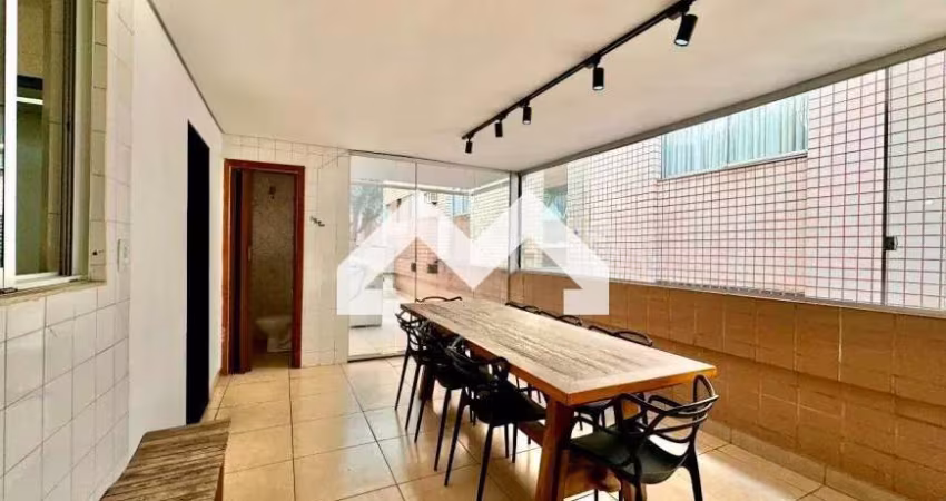 Terreno para venda em Sagrada Família de 120.00m² com 3 Quartos, 1 Suite e 1 Garagem
