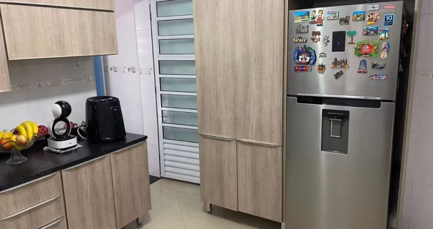 Casa para venda em Cezar De Souza de 216.00m² com 3 Quartos, 2 Suites e 2 Garagens