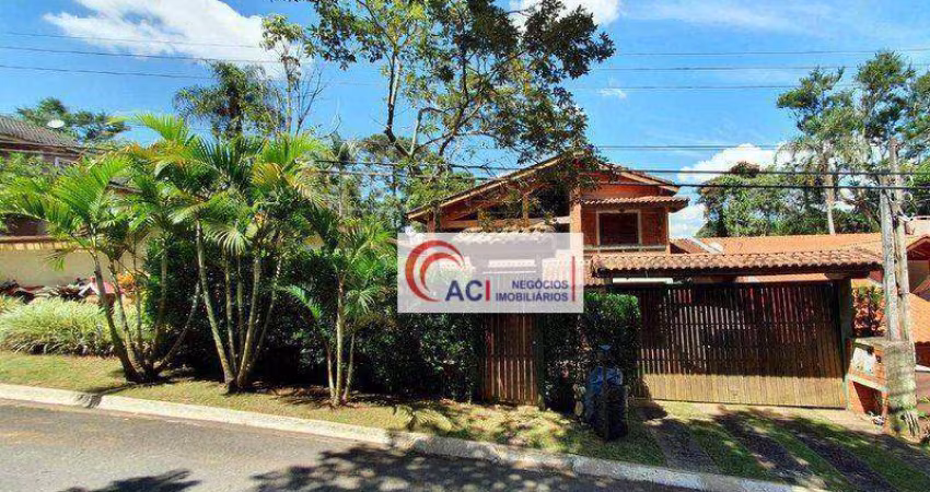 Casa de Condomínio para venda em Vila Verde de 230.00m² com 3 Quartos, 1 Suite e 4 Garagens