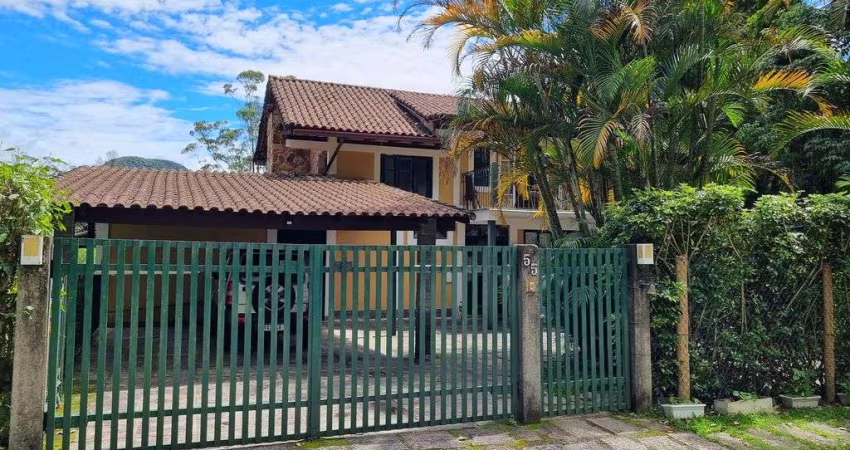 Casa de Condomínio para venda em Independência de 10.00m² com 8 Quartos, 1 Suite e 2 Garagens