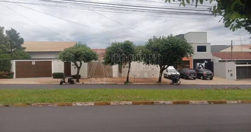 Casa para venda em Vila Harmonia de 284.00m² com 3 Quartos, 1 Suite e 5 Garagens