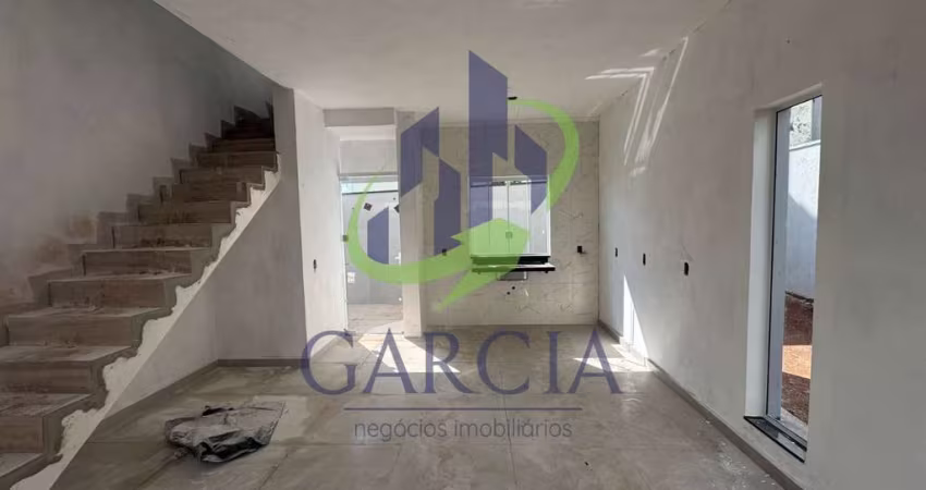 Casa para alugar em Jardim Veneza de 100.00m² com 2 Quartos e 1 Garagem