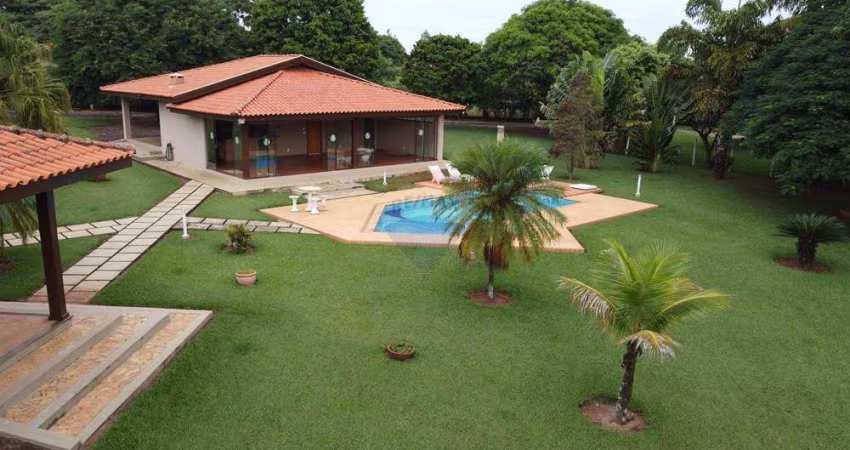 Chácara para venda em Jardim Ipê Pinheiro de 863.00m² com 3 Quartos, 1 Suite e 6 Garagens
