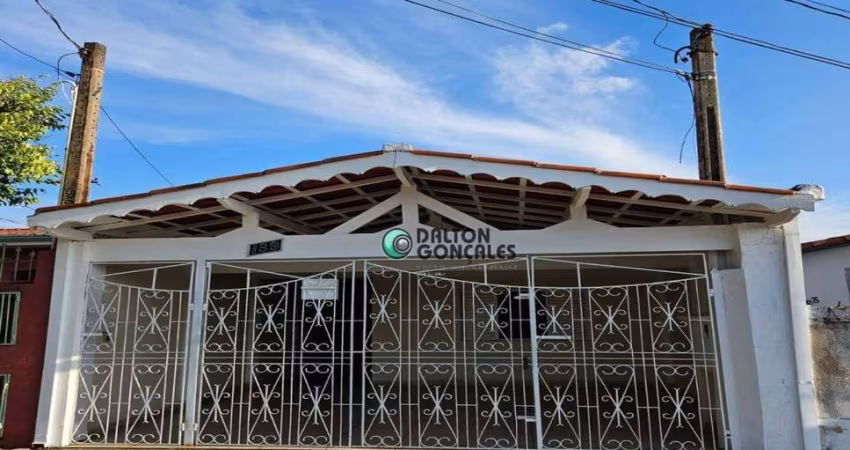 Casa para venda em Jardim São Francisco de 104.00m² com 2 Quartos, 1 Suite e 2 Garagens