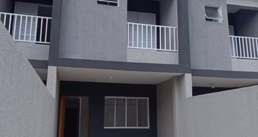 Sobrado para venda em Jardim São Vicente de 80.00m² com 2 Quartos, 2 Suites e 2 Garagens