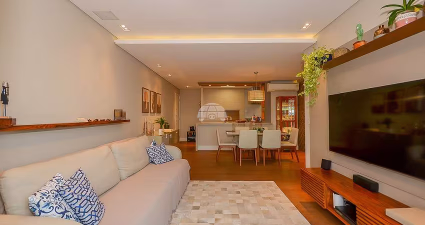 Apartamento para venda em Ahú de 117.00m² com 3 Quartos, 1 Suite e 2 Garagens