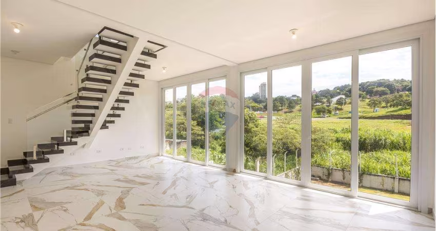 Sobrado para venda em Vila Gardênia de 468.00m² com 3 Quartos, 3 Suites e 4 Garagens