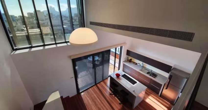 Cobertura para venda em Copacabana de 448.00m² com 6 Quartos, 4 Suites e 1 Garagem