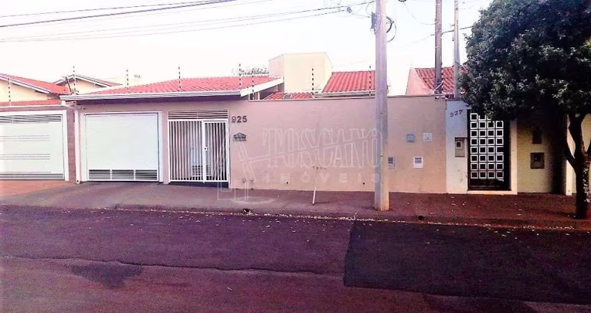 Casa para venda em Parque Laranjeiras de 254.00m² com 3 Quartos e 2 Suites