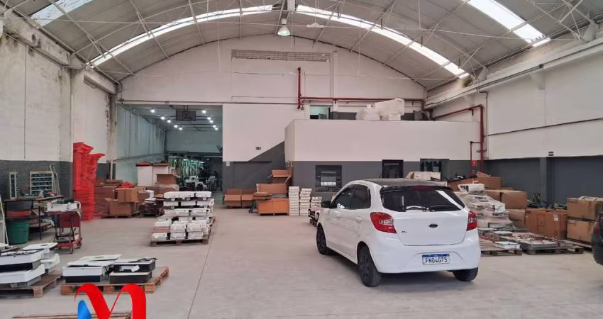 Galpão / Depósito / Armazém para alugar em Campestre de 1350.00m² com 3 Garagens