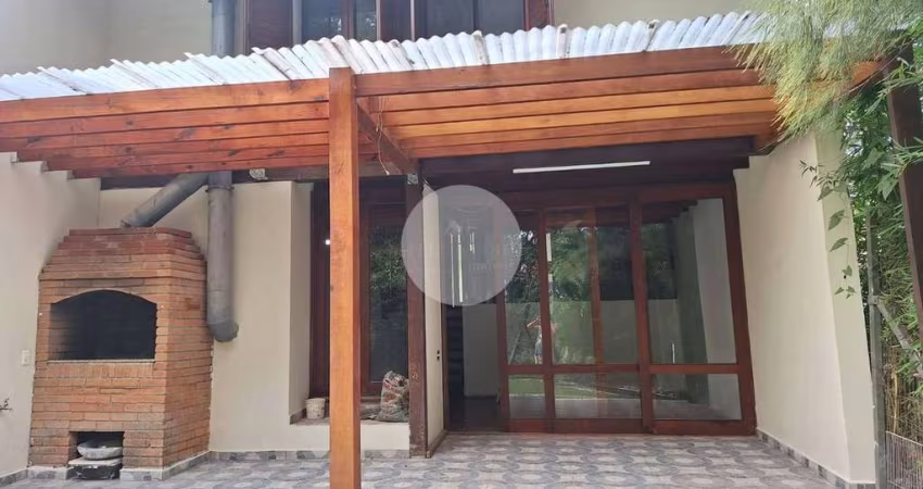 Casa para alugar em Alphaville de 183.00m² com 2 Quartos, 1 Suite e 3 Garagens