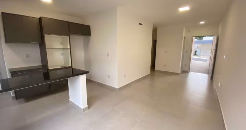 Casa para alugar em Jardim Maria Izabel de 120.00m² com 3 Quartos, 3 Suites e 2 Garagens