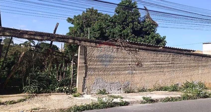 Terreno para venda em Centro de 900.00m²