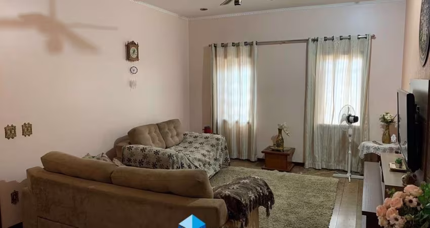 Casa para venda em Boa Vista de 288.28m² com 3 Quartos, 1 Suite e 4 Garagens