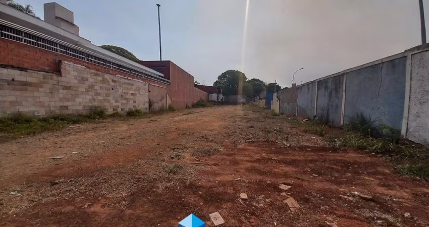 Terreno para venda em Vila Paraíso de 640.00m²
