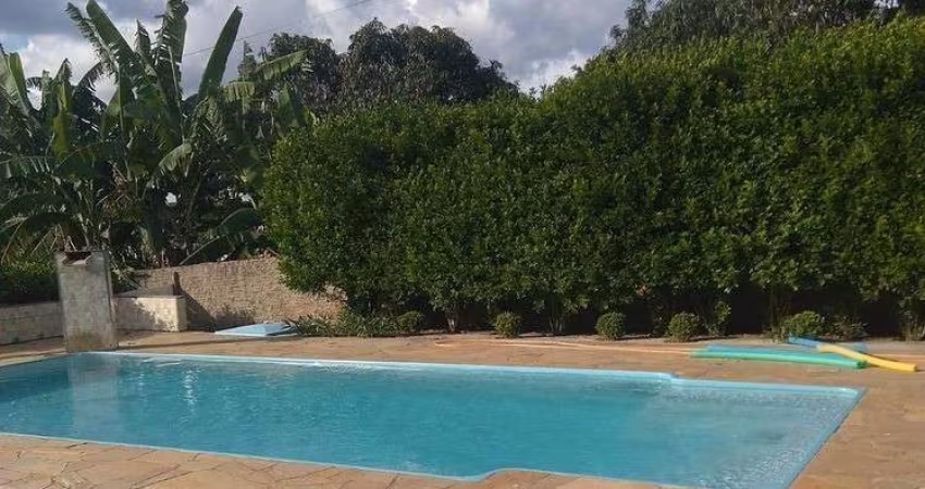 Chácara para venda em Bairro Dos Pires de 250.00m² com 3 Quartos e 5 Garagens