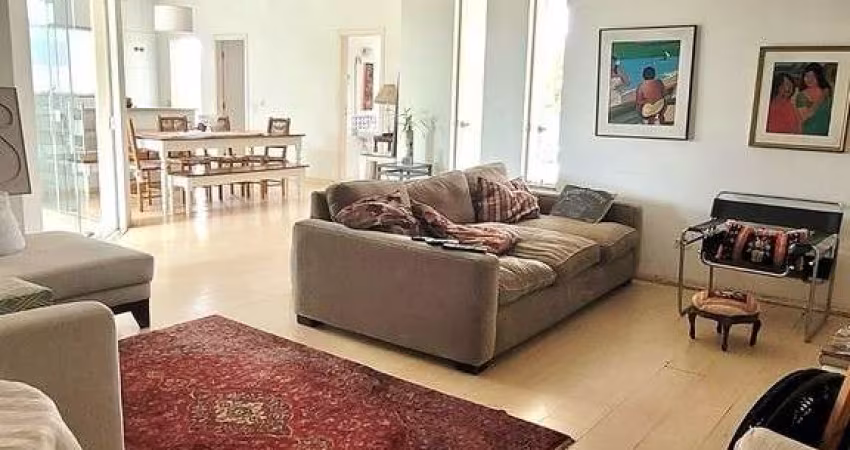 Casa de Condomínio para venda em Portal De São Clemente de 223.81m² com 3 Quartos, 3 Suites e 4 Garagens