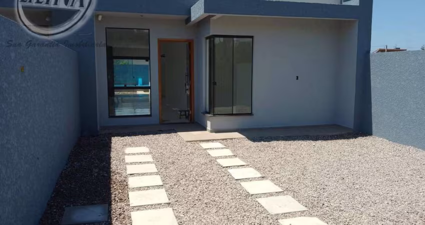 Casa para venda em Guaratuba de 195.00m² com 3 Quartos, 1 Suite e 1 Garagem