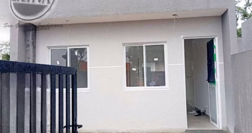 Casa para venda em Matinhos de 36.00m² com 2 Quartos e 1 Garagem
