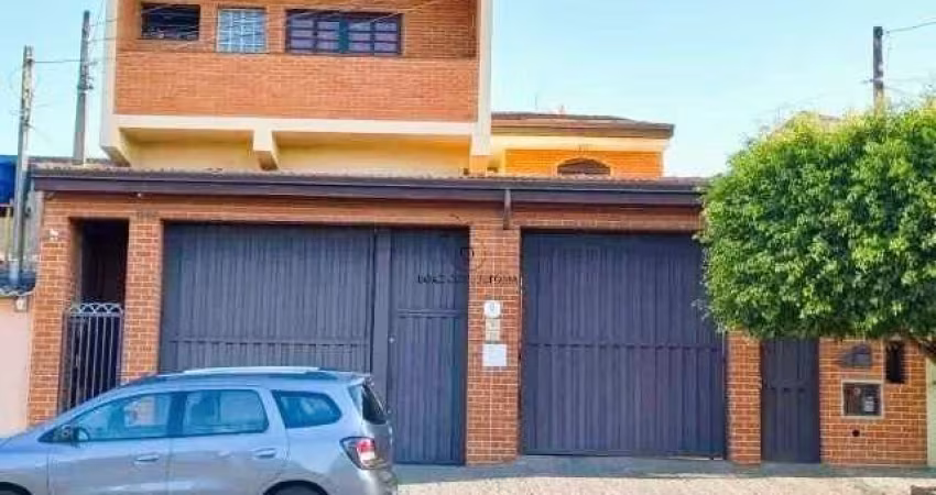 Sobrado para venda em Vila Hortência de 490.00m² com 5 Quartos, 2 Suites e 6 Garagens