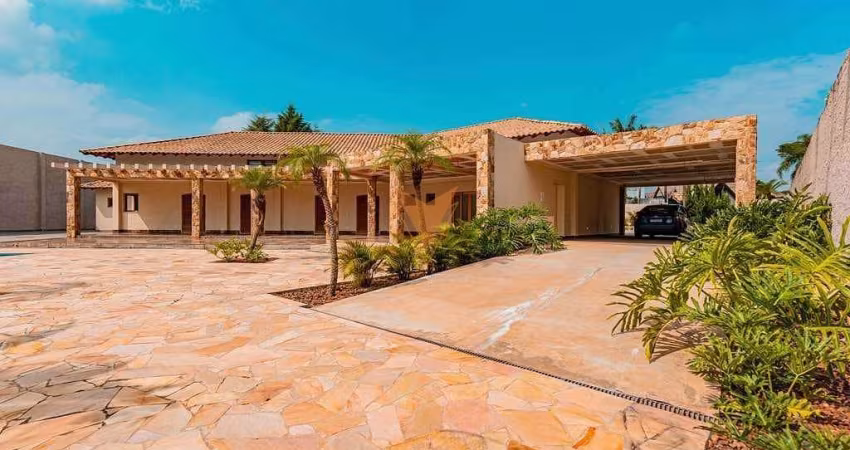 Casa para venda em Jardim Passárgada I de 688.55m² com 4 Quartos, 4 Suites e 6 Garagens