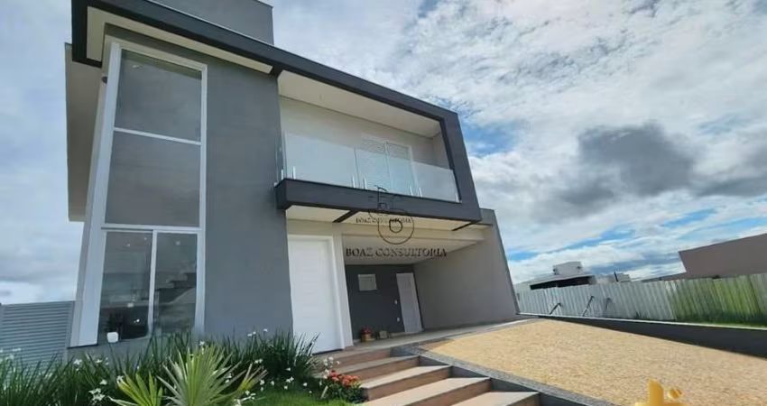 Casa para venda em Green Valley de 308.00m² com 3 Quartos, 3 Suites e 6 Garagens