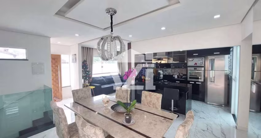 Sobrado para venda em Conjunto Habitacional Ana Paula de 275.00m² com 3 Quartos, 1 Suite e 4 Garagens