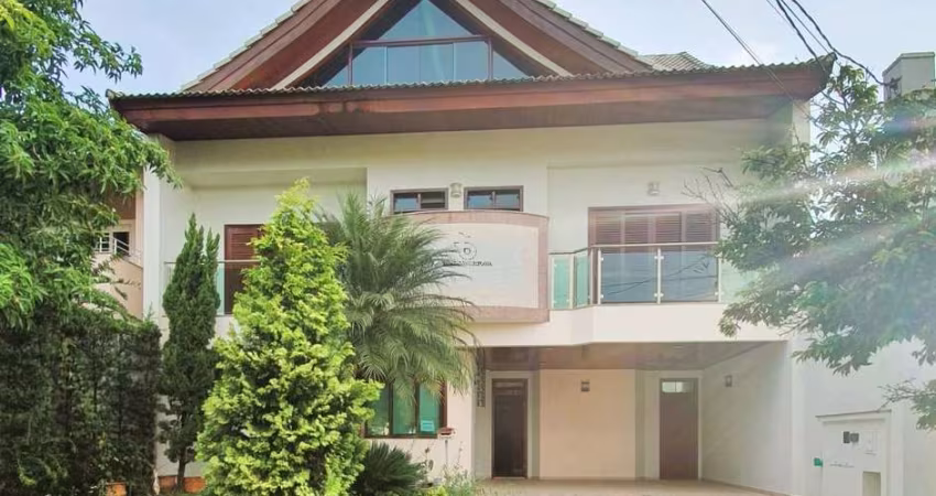 Casa para venda em Condomínio Granja Olga Ii de 300.00m² com 4 Quartos, 4 Suites e 5 Garagens