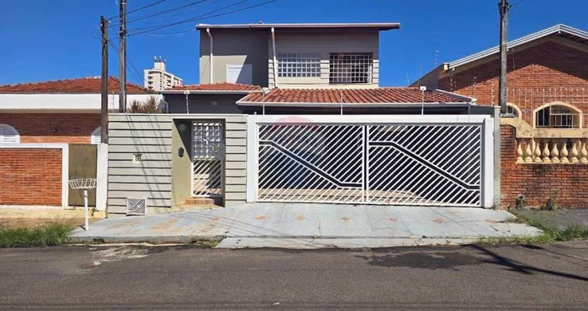 Sobrado para venda em Vila Carmelo de 165.78m² com 3 Quartos, 1 Suite e 2 Garagens