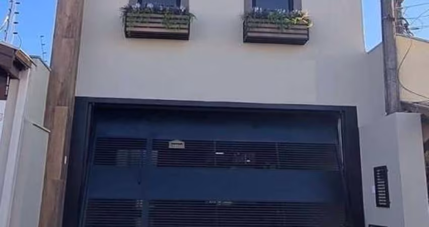 Sobrado para venda em Vila Brasília de 199.62m² com 3 Quartos, 1 Suite e 2 Garagens