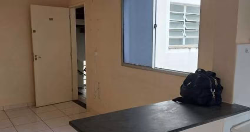 Apartamento para alugar em Distrito Industrial Miguel Abdelnur de 42.00m² com 2 Quartos e 1 Garagem