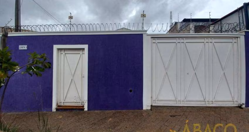 Casa para alugar em Vila Faria de 247.00m² com 3 Quartos, 1 Suite e 2 Garagens