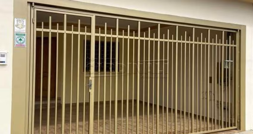 Casa para venda em Parque Santa Marta de 120.00m² com 3 Quartos, 1 Suite e 2 Garagens