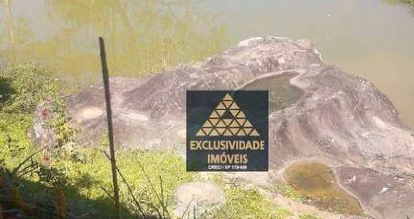 Fazenda / Sítio para venda em Igaratá de 200.00m² com 2 Quartos