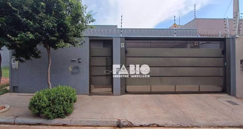 Casa para venda em Jardim Leste de 125.00m² com 2 Quartos, 1 Suite e 2 Garagens
