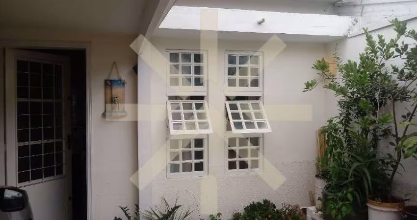 Casa para venda em Jardim Beatriz de 150.00m² com 3 Quartos, 1 Suite e 2 Garagens