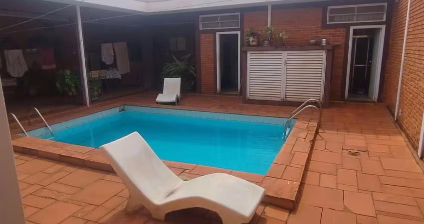 Casa para venda em Jardim Paulista de 237.00m² com 3 Quartos, 3 Suites e 3 Garagens