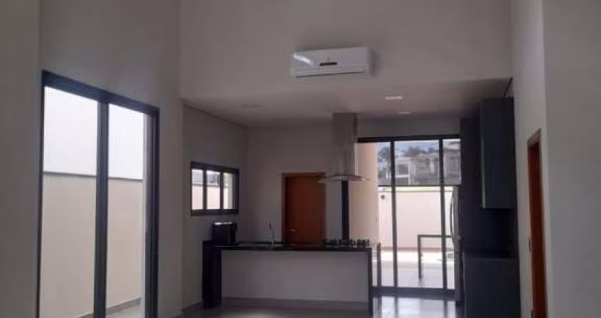 Casa de Condomínio para venda em Residencial Alto Do Castelo de 380.00m² com 3 Quartos, 3 Suites e 4 Garagens