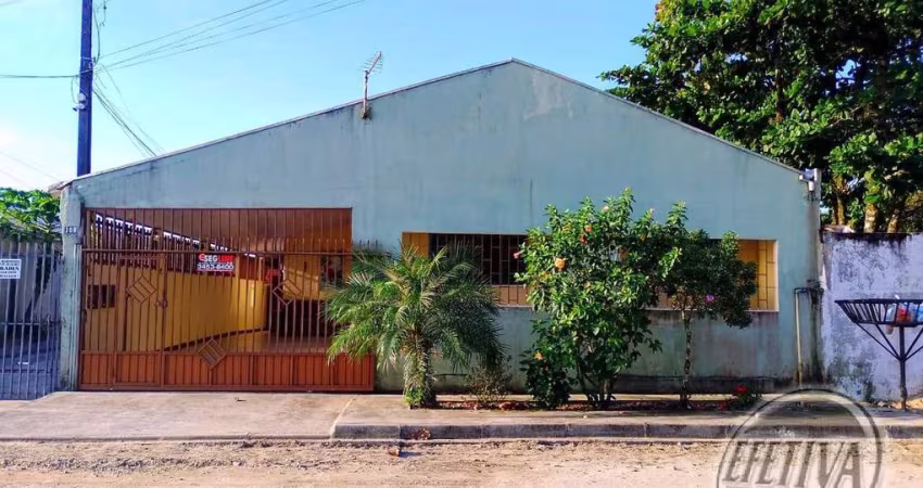 Casa para venda em Matinhos de 200.00m² com 3 Quartos, 1 Suite e 3 Garagens