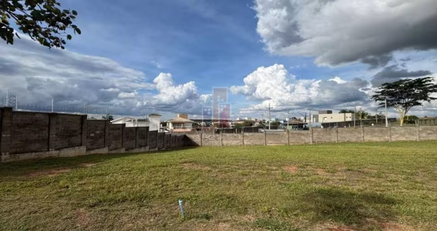Terreno en Condomínio para venda em Vila Aviação B de 473.00m²