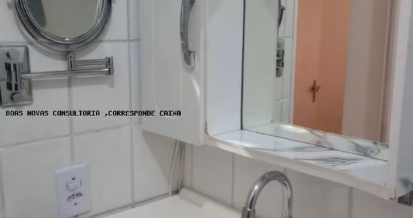 Casa de Condomínio para venda em Jardim Adriana de 80.00m² com 2 Quartos e 2 Garagens
