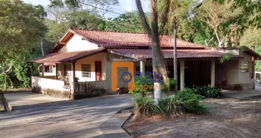 Fazenda / Sítio para venda em Centro de 300.00m² com 2 Quartos