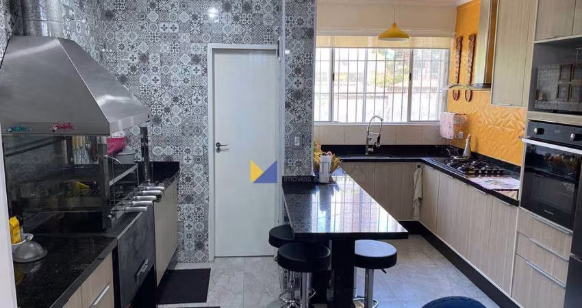 Sobrado para venda em Vila Moreira de 132.00m² com 3 Quartos e 1 Garagem