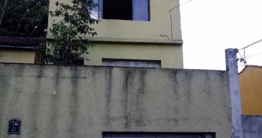 Sobrado para venda em Vila Milton de 200.00m² com 3 Quartos, 1 Suite e 1 Garagem