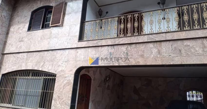 Sobrado para venda em Vila Lanzara de 433.00m² com 3 Quartos, 1 Suite e 2 Garagens