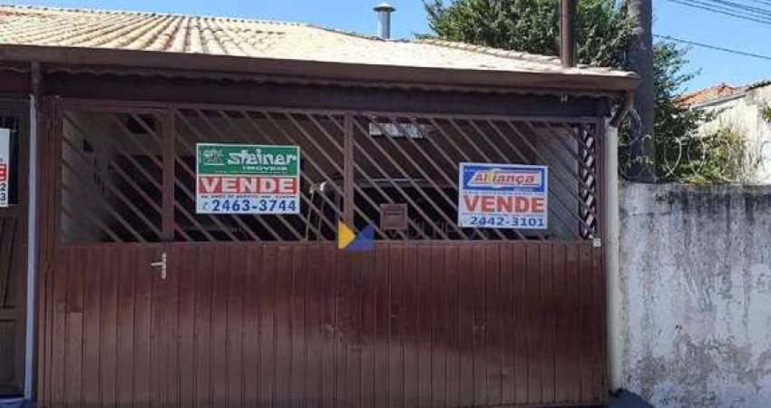 Sobrado para venda em Jardim Bom Clima de 181.00m² com 4 Quartos, 2 Suites e 3 Garagens