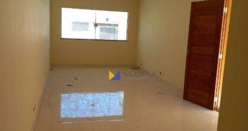 Sobrado para venda em Jardim Santa Bárbara de 133.00m² com 3 Quartos, 3 Suites e 4 Garagens