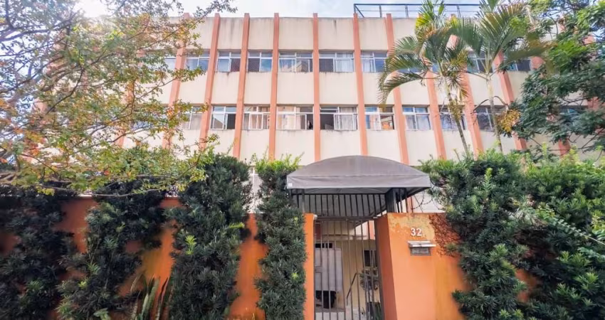 Apartamento para venda em Ahú de 58.00m² com 2 Quartos e 1 Garagem
